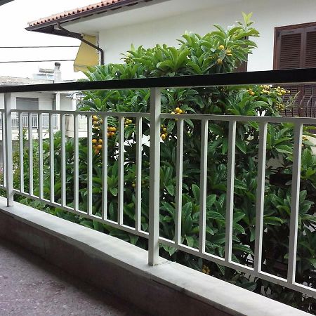 Gala Apartment 네아 포티데아 외부 사진